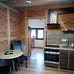 Karamba Apartman *