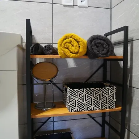 Karamba * شكلارسكا بوريبا